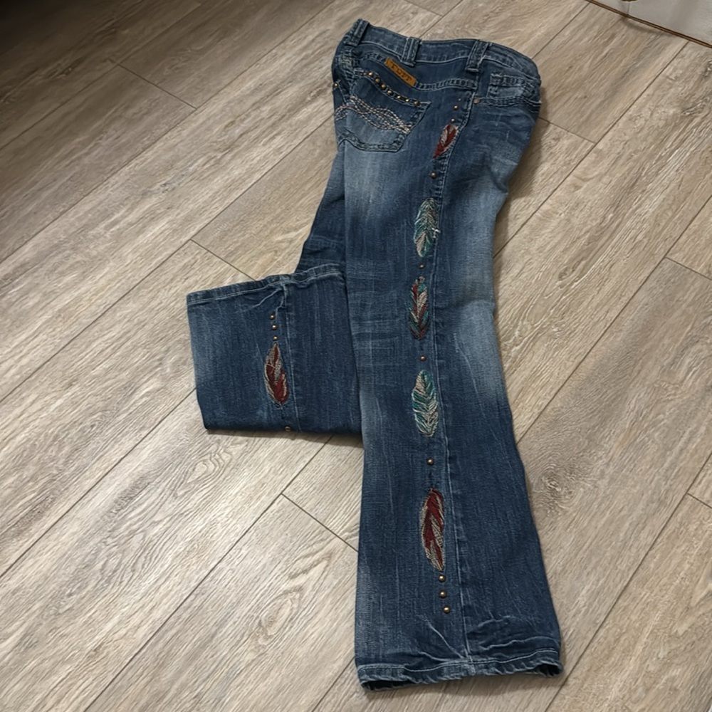 Cowgirl Tuff feather 🪶 Jeans - Picture 3 of 15